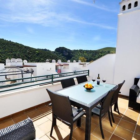 3 Bedroom Townhouse Benahavis Village 外观 照片