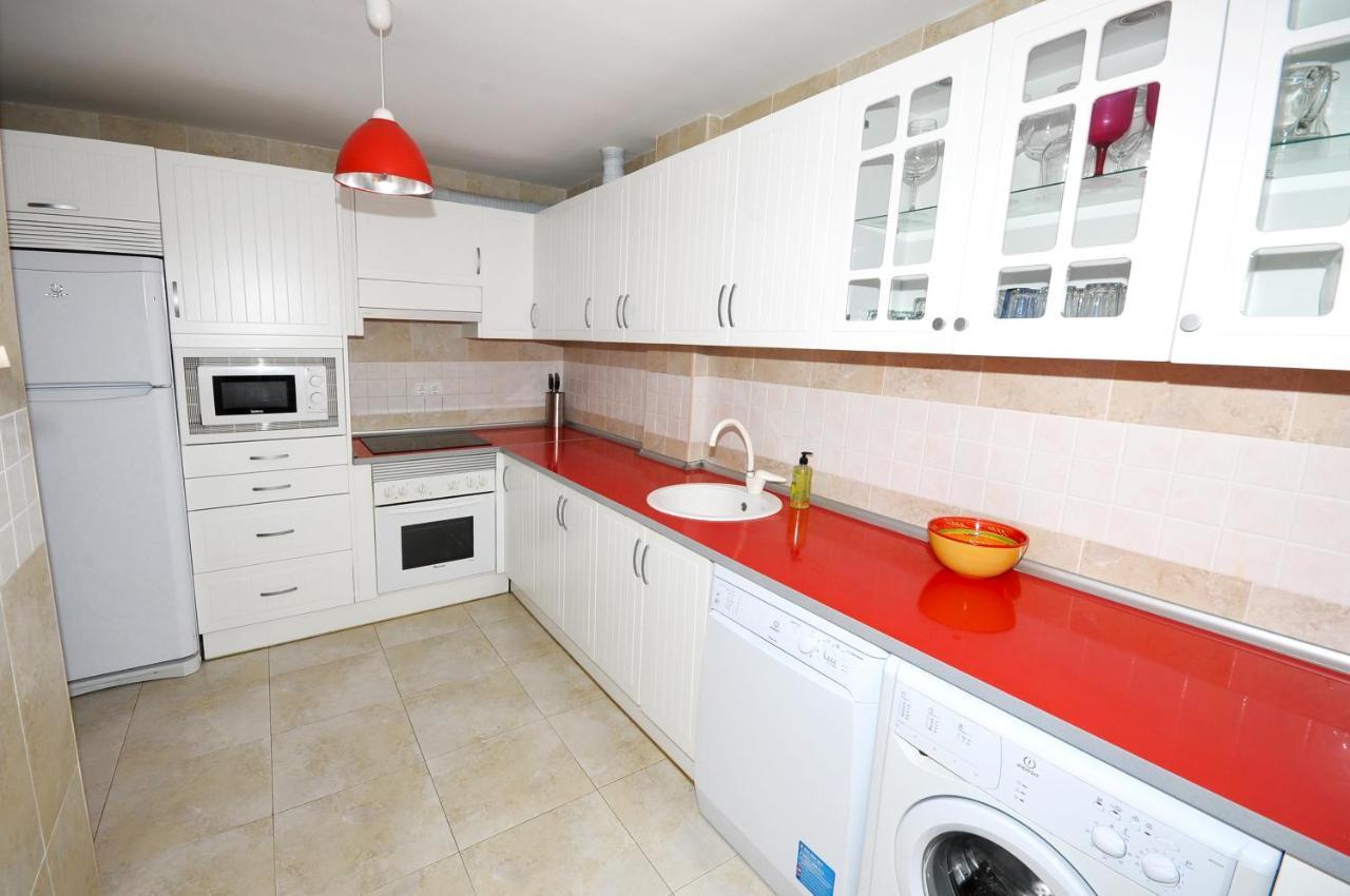 3 Bedroom Townhouse Benahavis Village 外观 照片