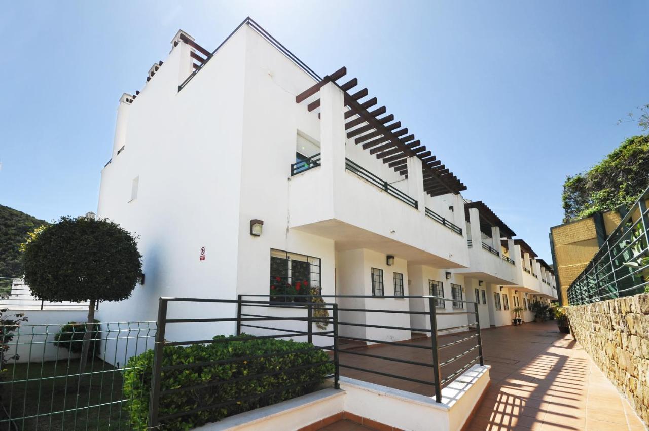 3 Bedroom Townhouse Benahavis Village 外观 照片