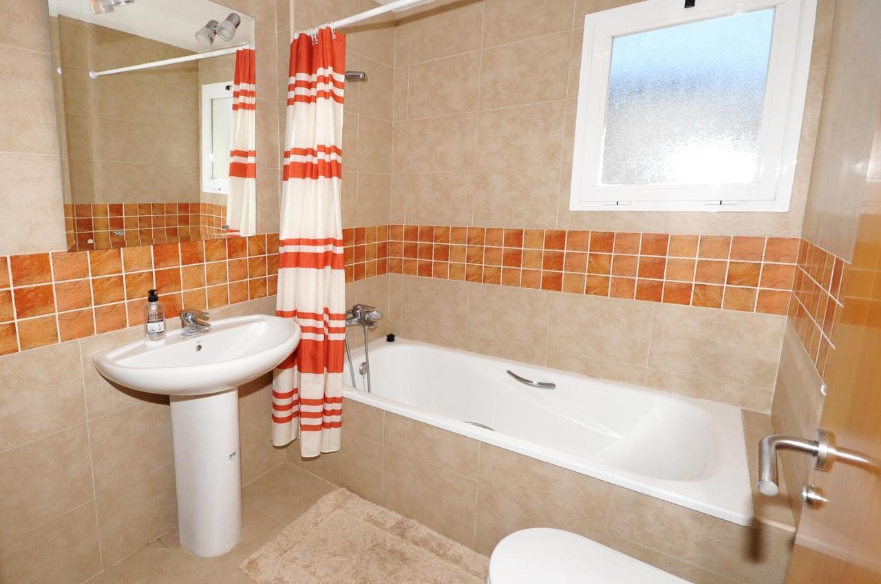 3 Bedroom Townhouse Benahavis Village 外观 照片